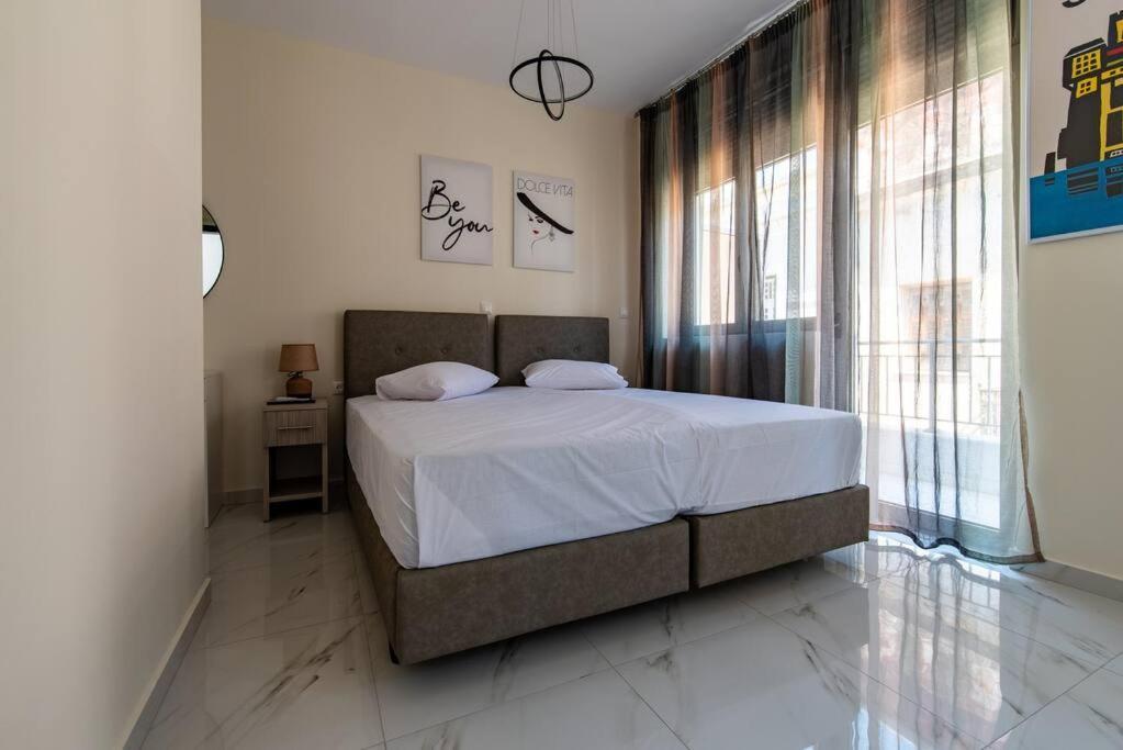 Plaka Rafaela Elegant Urban Retreat In Athens Historic Heart Atenas Exterior foto