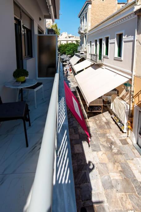 Plaka Rafaela Elegant Urban Retreat In Athens Historic Heart Atenas Exterior foto